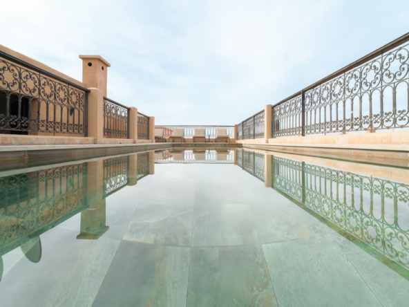 1d071b32-344b-4082-a91c-ef7aa907639d (Grande)