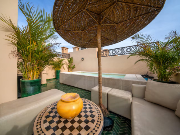 5dea1db4-6fc2-4830-8389-0711ec51ad86 (Grande)