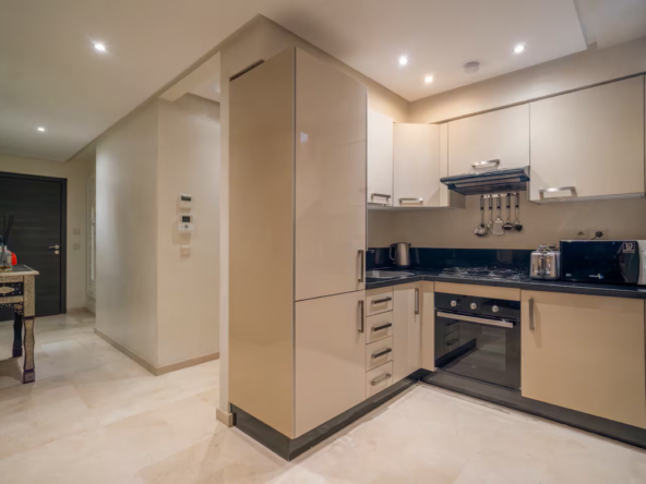 beda3390-62a2-4d25-9726-97a8deaef5db (Grande)