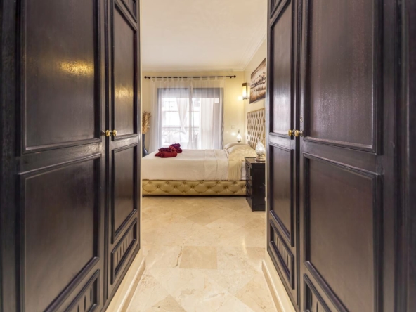 d5c9fecc-cb08-4ebc-b1a3-7cb14fbac25b