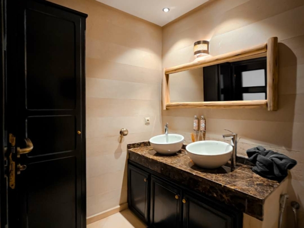 salle de bain rdc (Grande)